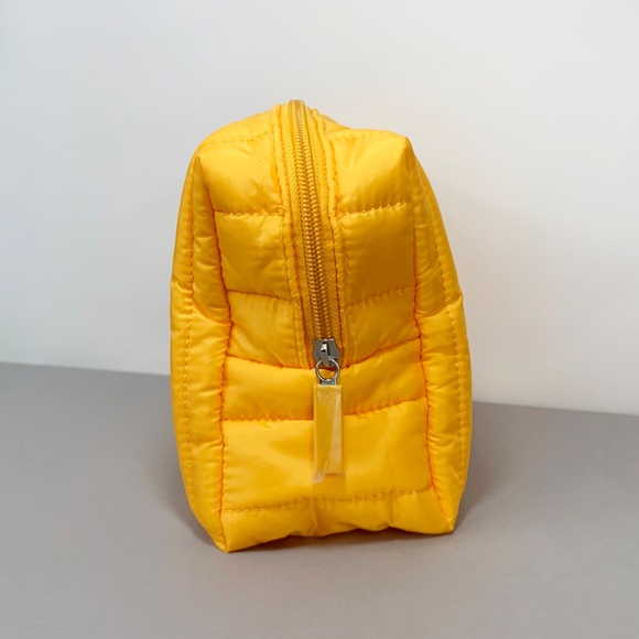 Sol de Janeiro Travel Cosmetic Make-up Bag with Zipper. - Picture 5 of 8